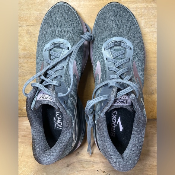 Brooks Adrenaline GTS 18 Womens Size 11.5 (B) Running Shoes Sneakers Gray Purple - Picture 6 of 9